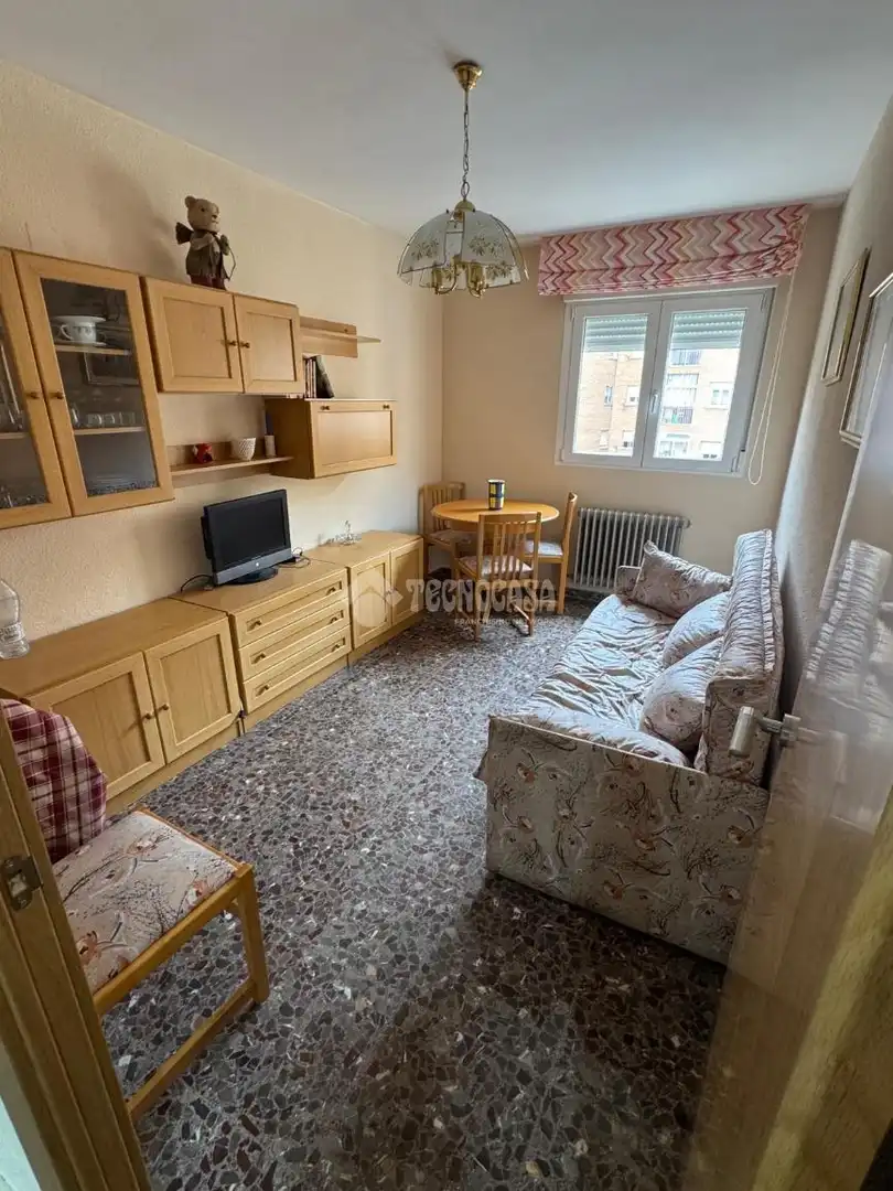 Sala de estar de Piso de alquiler en Zaragoza con Calefacción y Amueblado