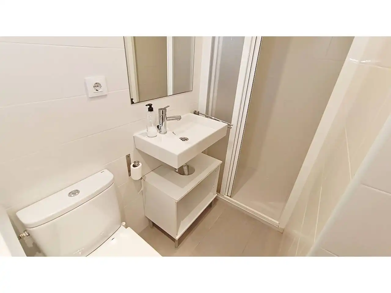 Baño de Estudio en venta en Peñíscola / Peníscola con Terraza, Amueblado y Piscina comunitaria