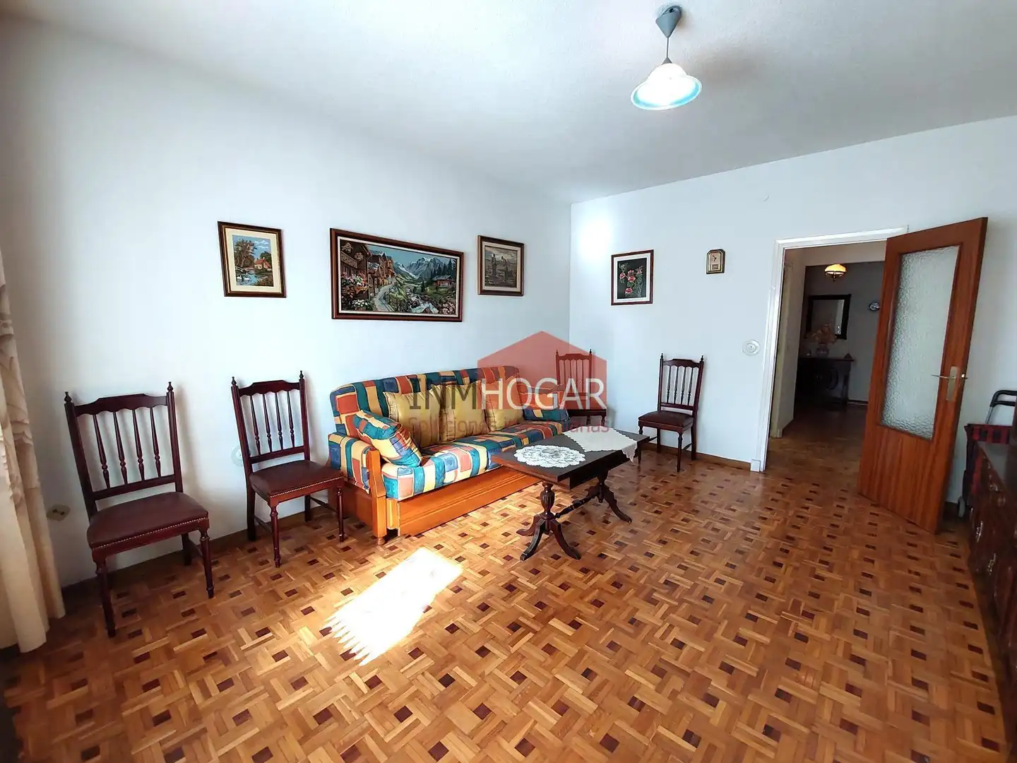 Living room of Flat for sale in Ávila  with Heating, Parquet flooring and Terrace