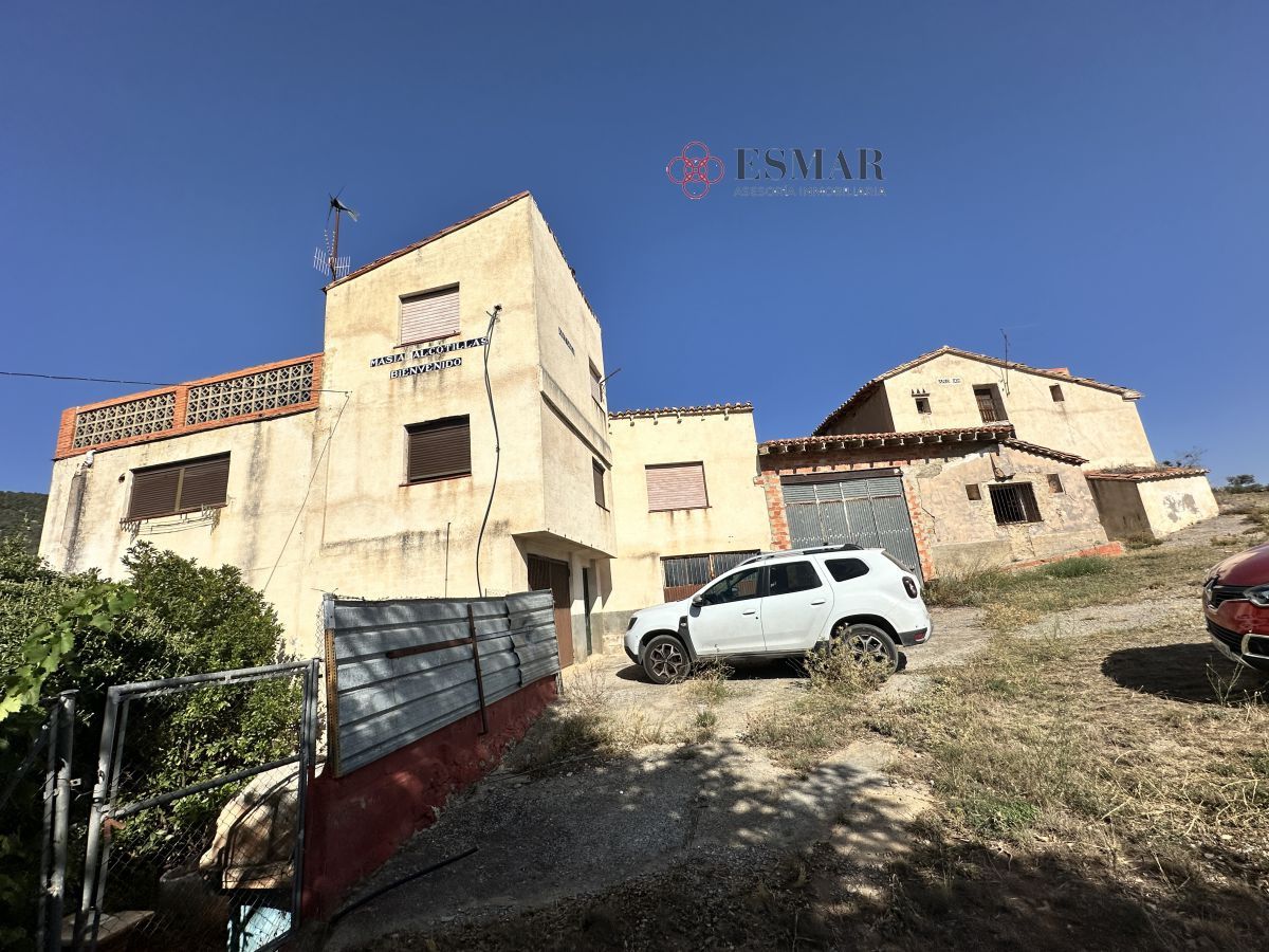Vista exterior de Casa o xalet en venda en El Toro amb Calefacció, Terrassa i Traster
