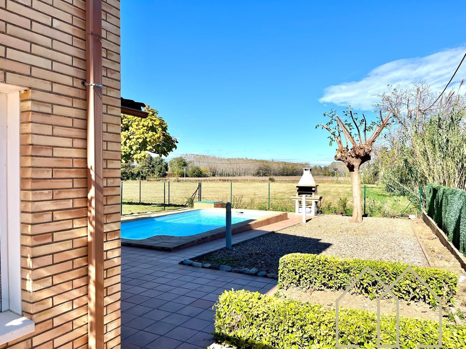 Casa o xalet en venda a Comerç, Flaçà