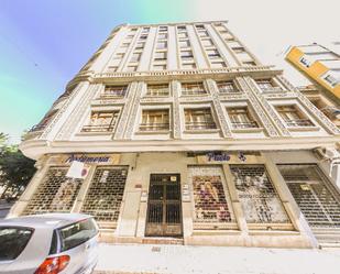 Vista exterior de Local en venda en Alzira amb Aire condicionat, Calefacció i Alarma