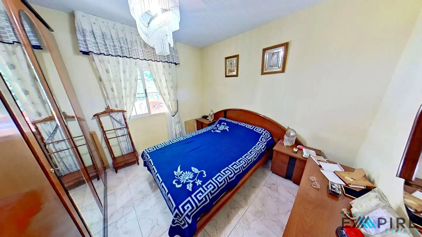 Bedroom of Flat for sale in Parla  with Air Conditioner, Heating and Terrace