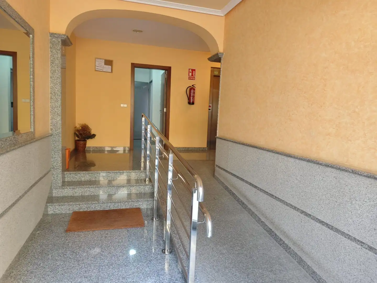 Wohnung zur Miete in Arteixo mit Terrasse und Abstellraum