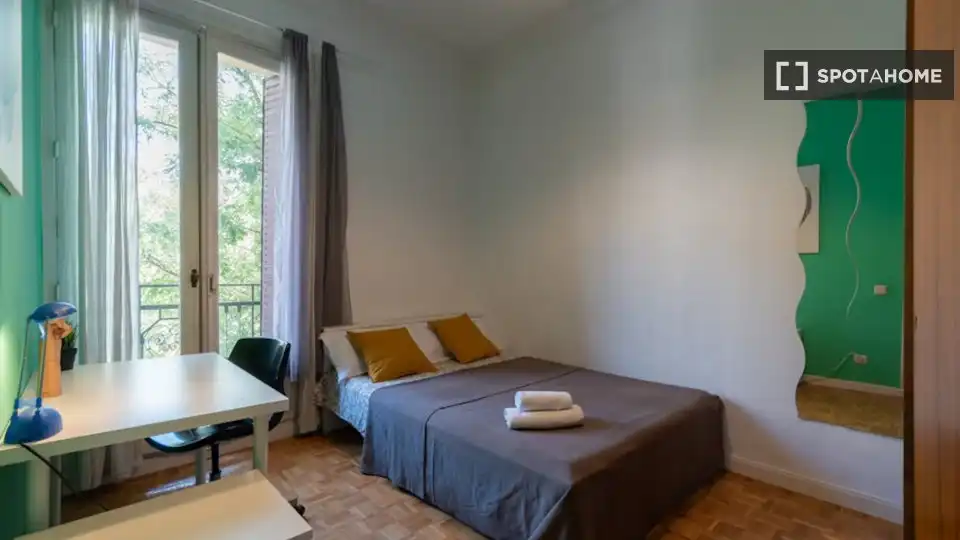Room in Trafalgar