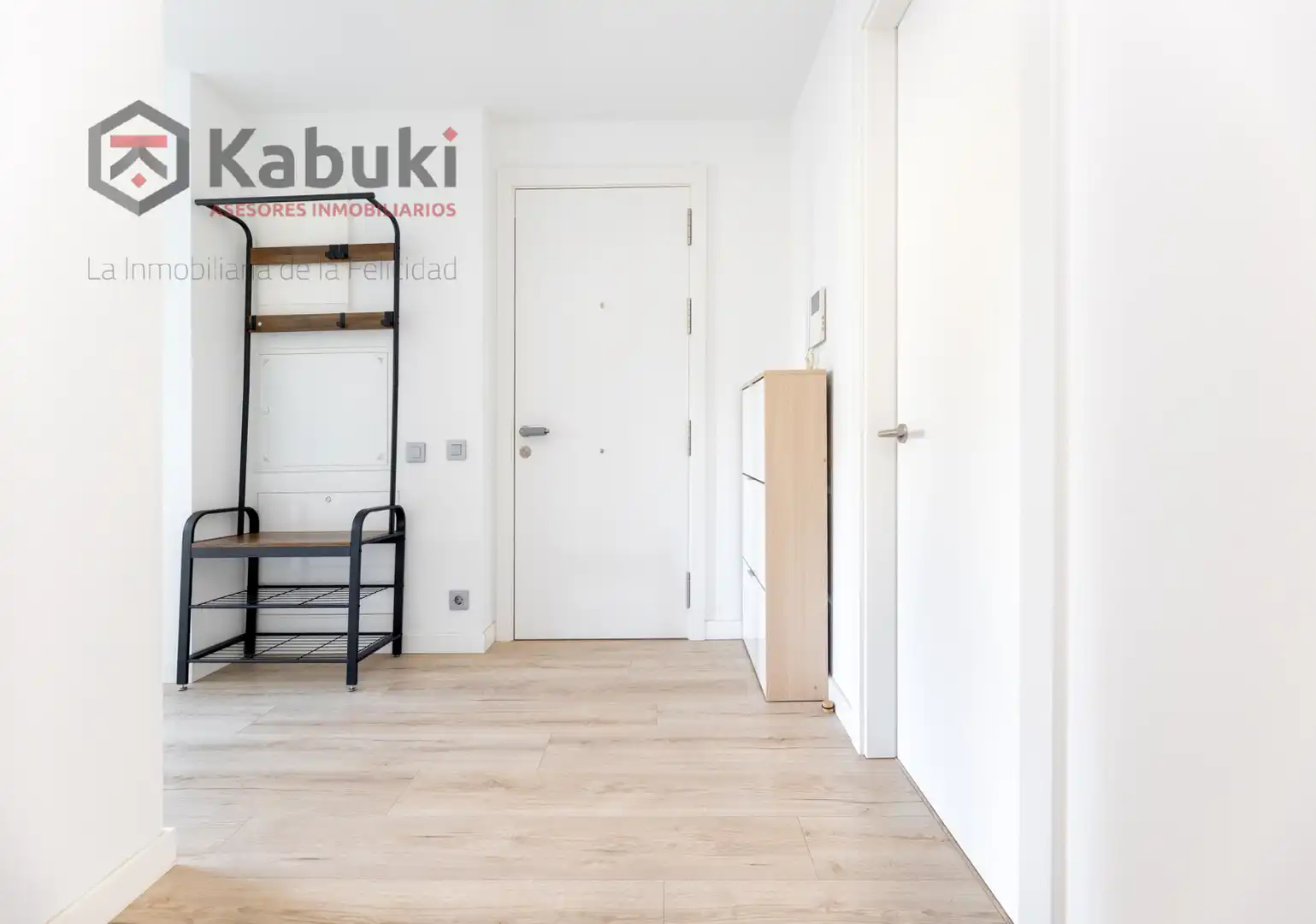 Flat for sale in Granada  with Private garden, Terrace and Storage room