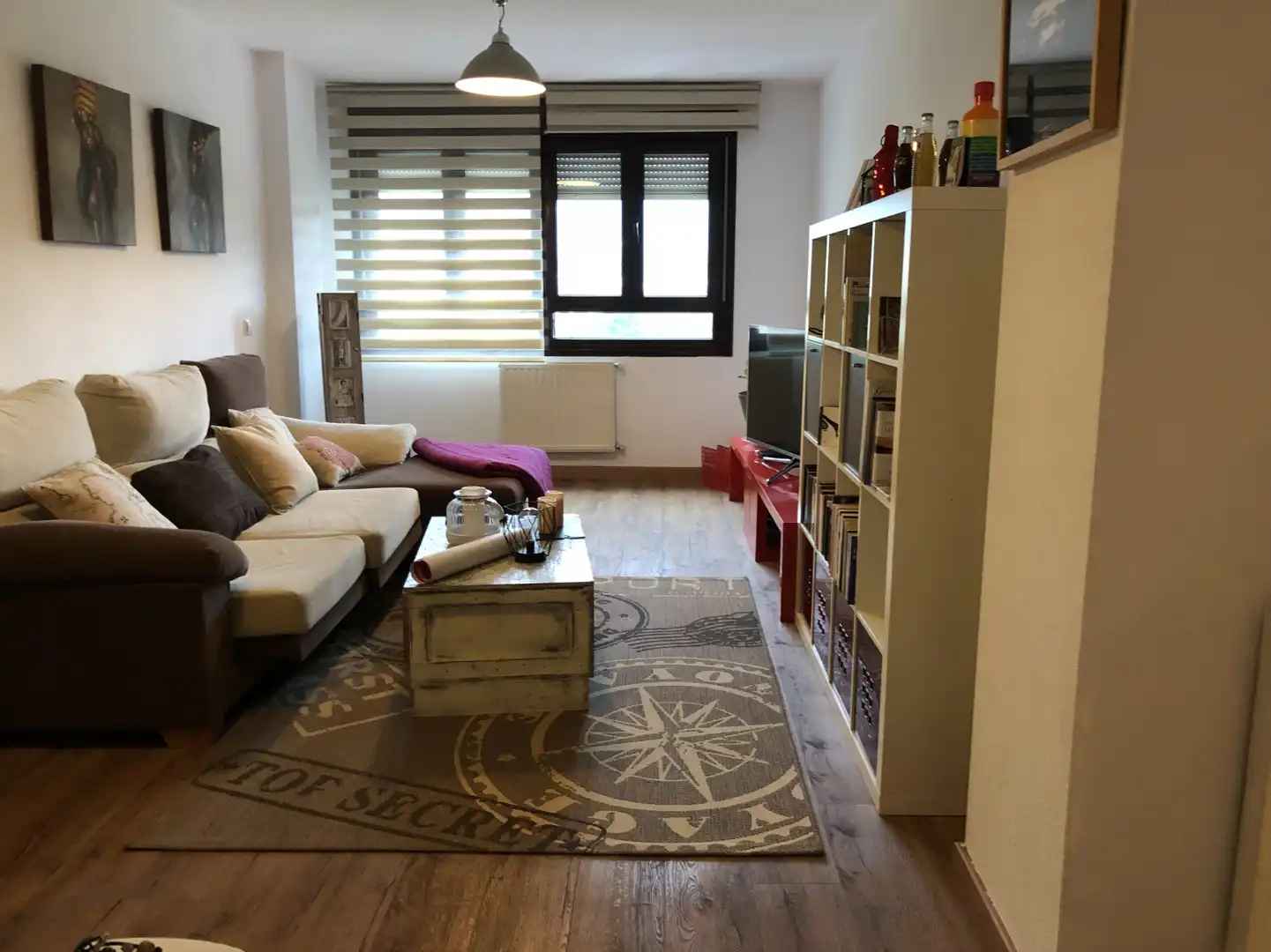 Living room of Flat for sale in Oviedo   with Heating, Parquet flooring and Storage room