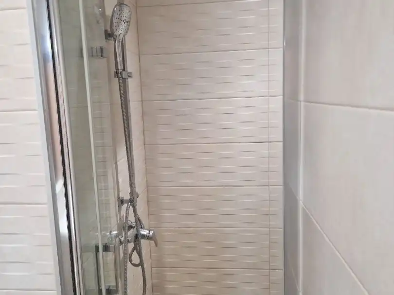 Bathroom of Flat for rent in Oviedo 