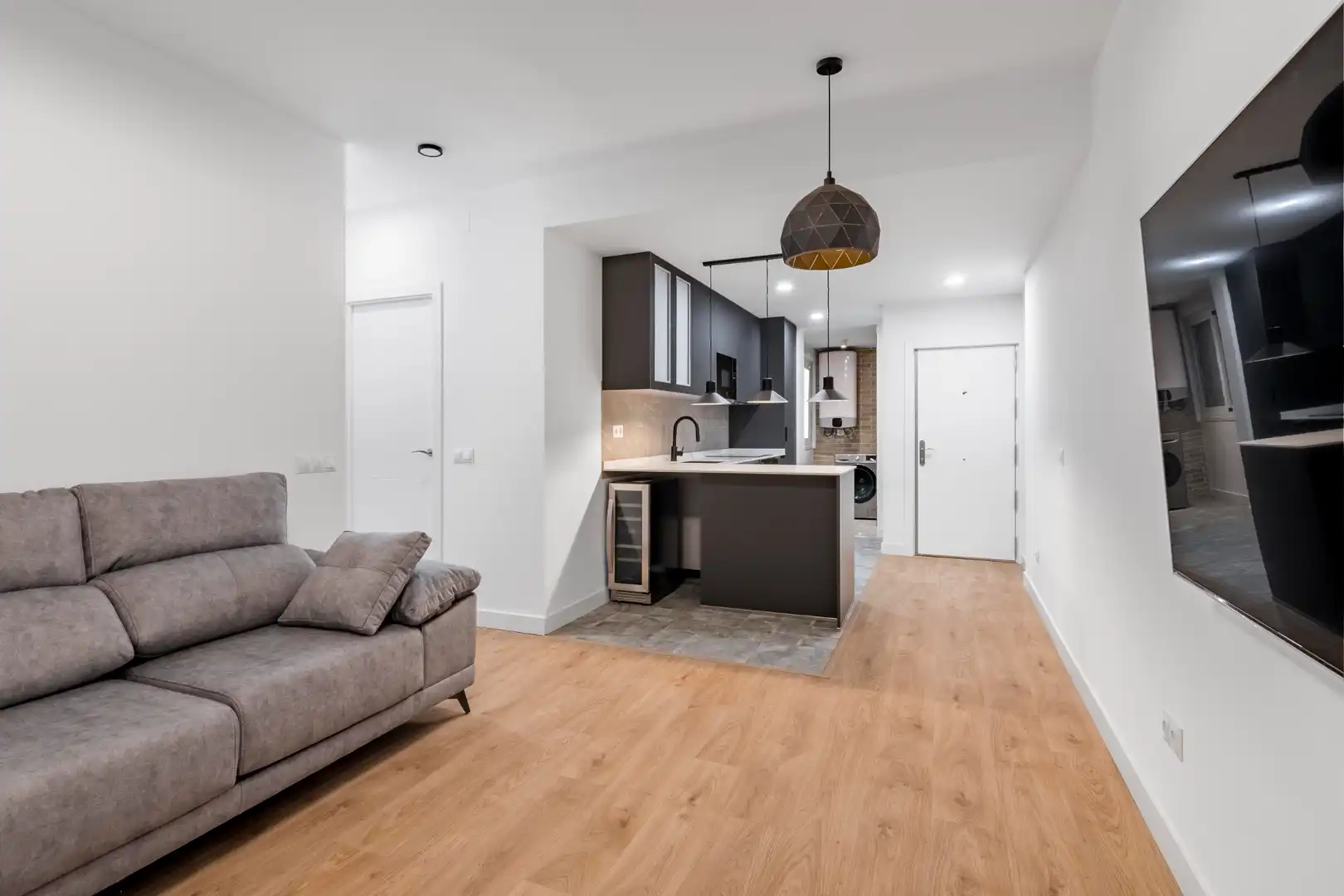 Living room of Flat for sale in Madrid  with Air Conditioner, Heating and Terrace