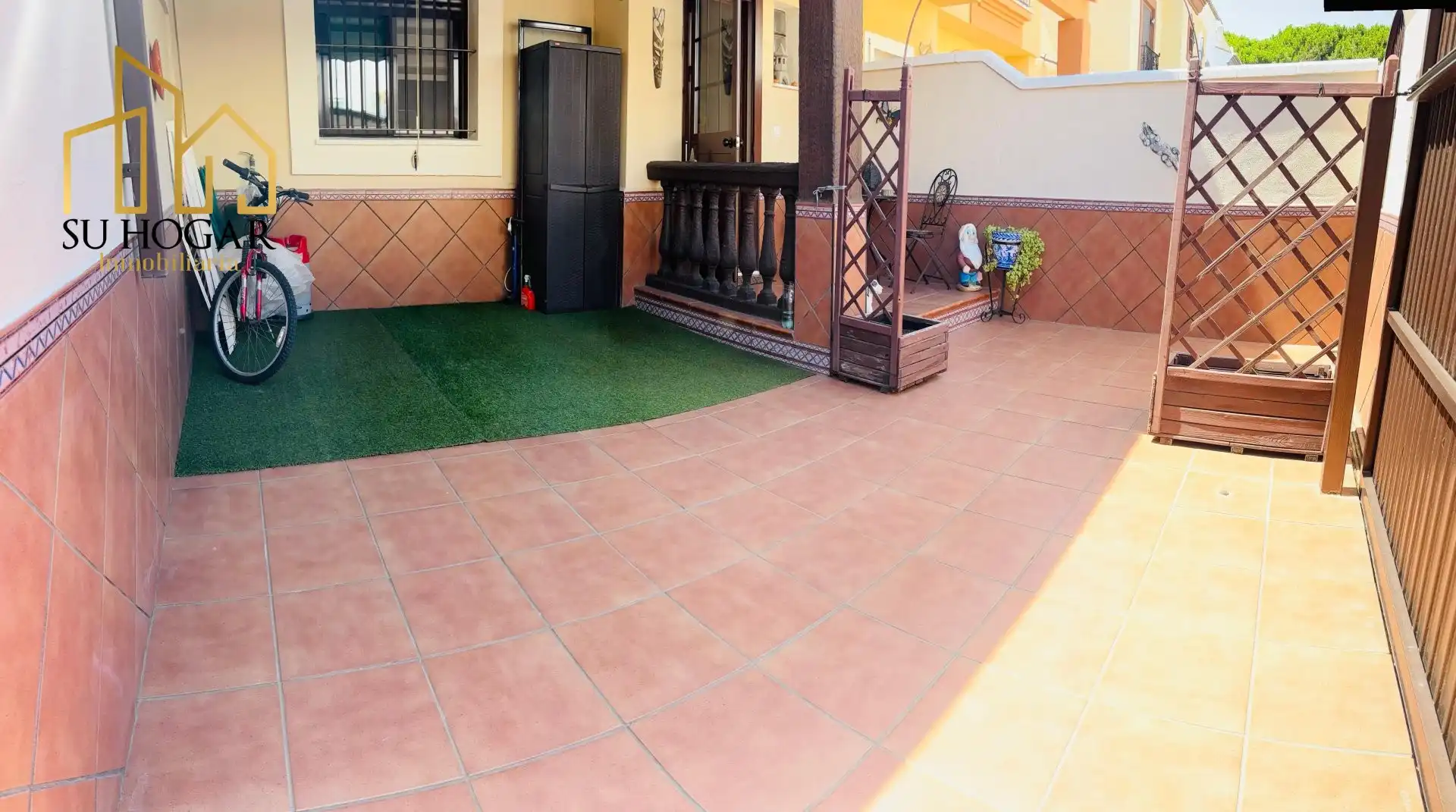 Terrace of Attic for sale in Rota  with Air Conditioner, Private garden and Terrace