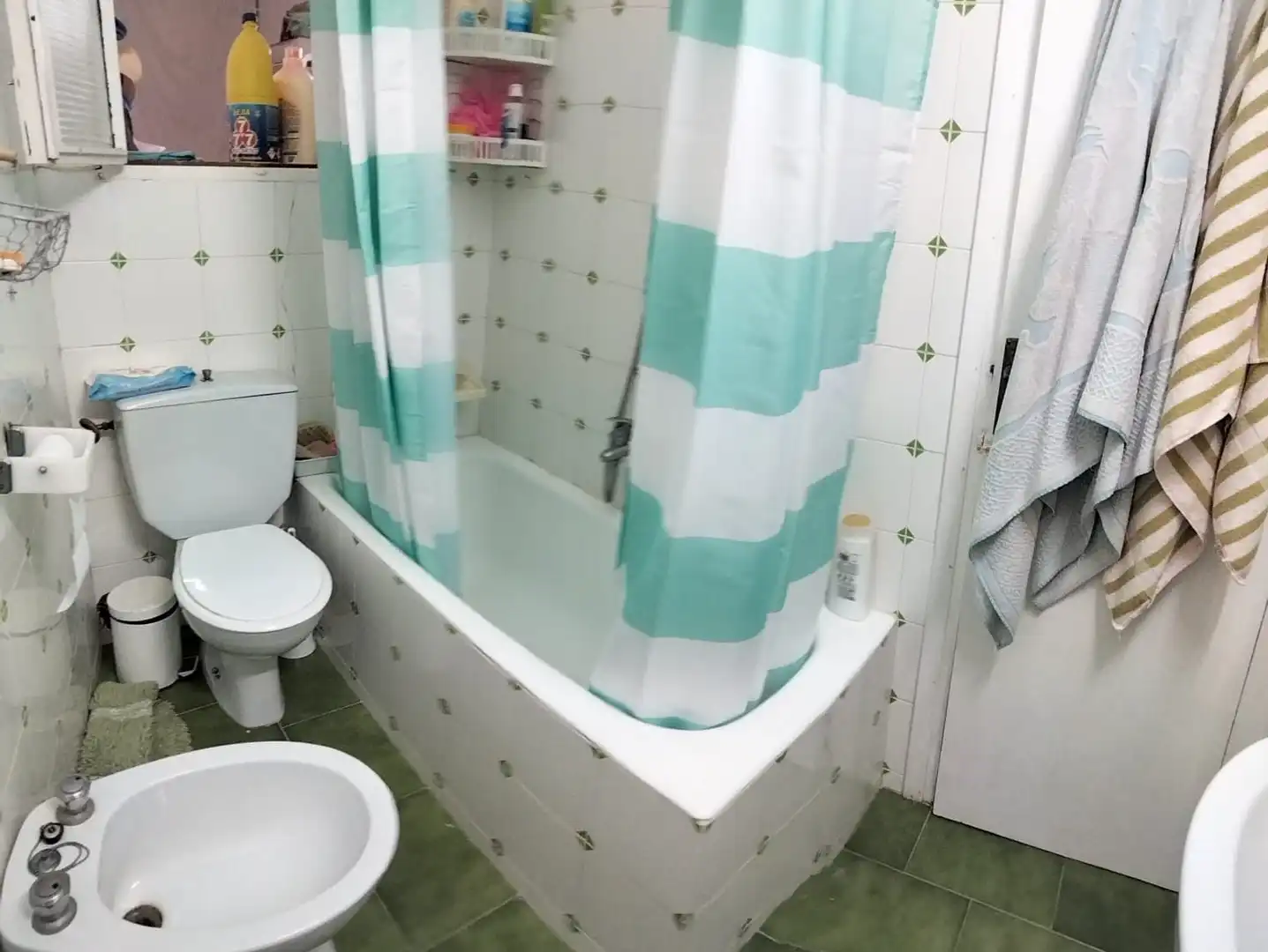 Houses for sale in Cuevas Bajas