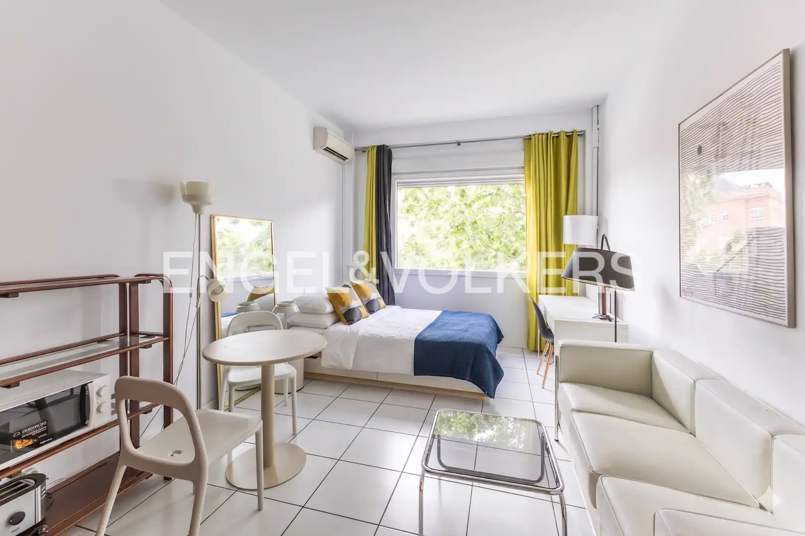 Schlafzimmer von Wohnung zur Miete in  Madrid Capital mit Klimaanlage, Heizung und Möbliert