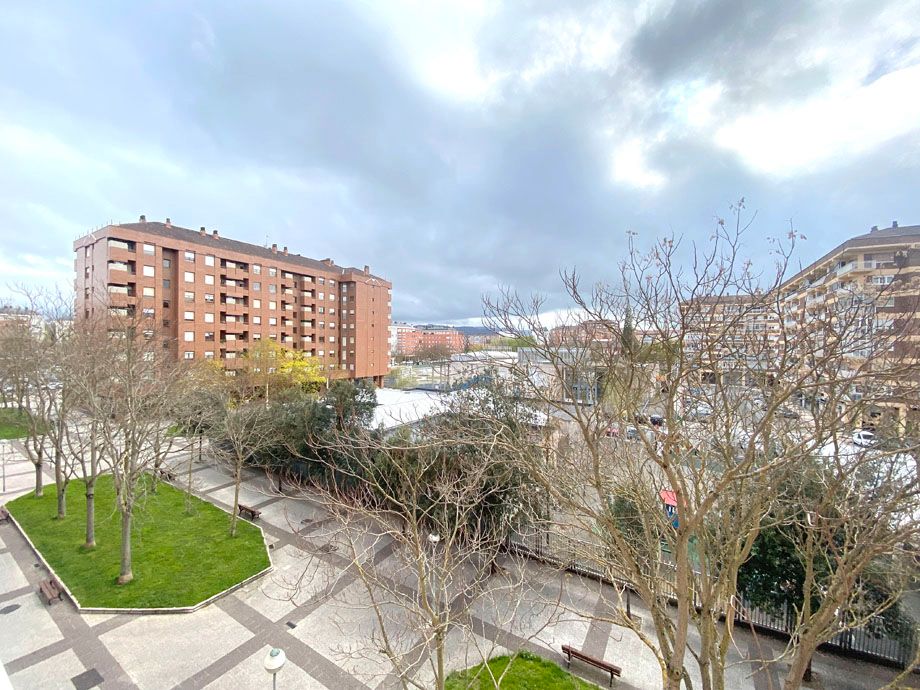 Exterior view of Flat for sale in Vitoria - Gasteiz  with Heating, Parquet flooring and Terrace