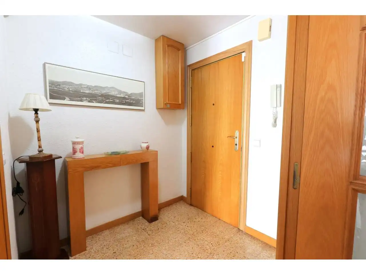 Piso en venta en L'Hospitalet de Llobregat con Amueblado y Balcón