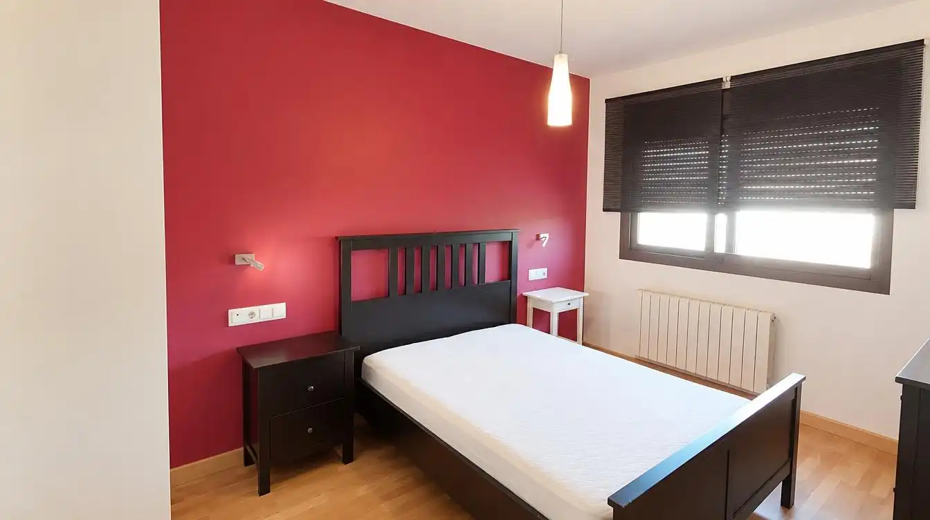 Bedroom of Flat for rent in Granada  with Air Conditioner, Heating and Private garden