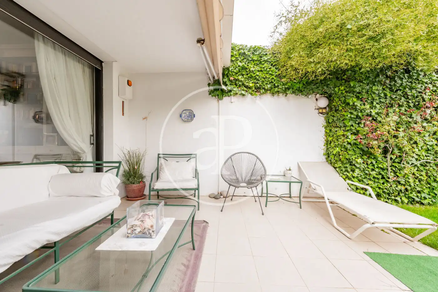 Terrace of Detached homes for sale in Madrid  with Air Conditioner, Heating and Private garden
