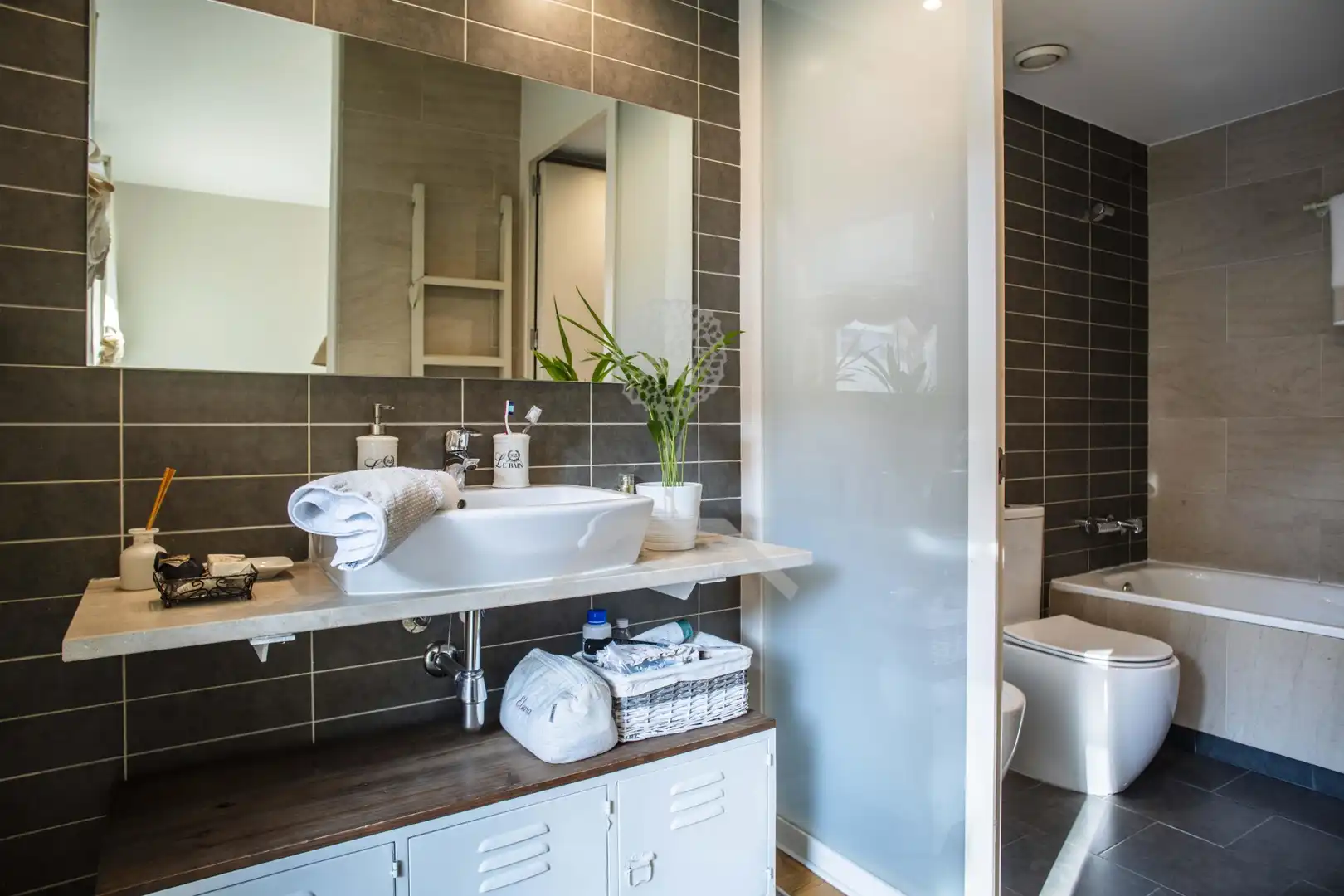Bathroom of Flat for sale in Sant Cugat del Vallès  with Air Conditioner, Heating and Terrace