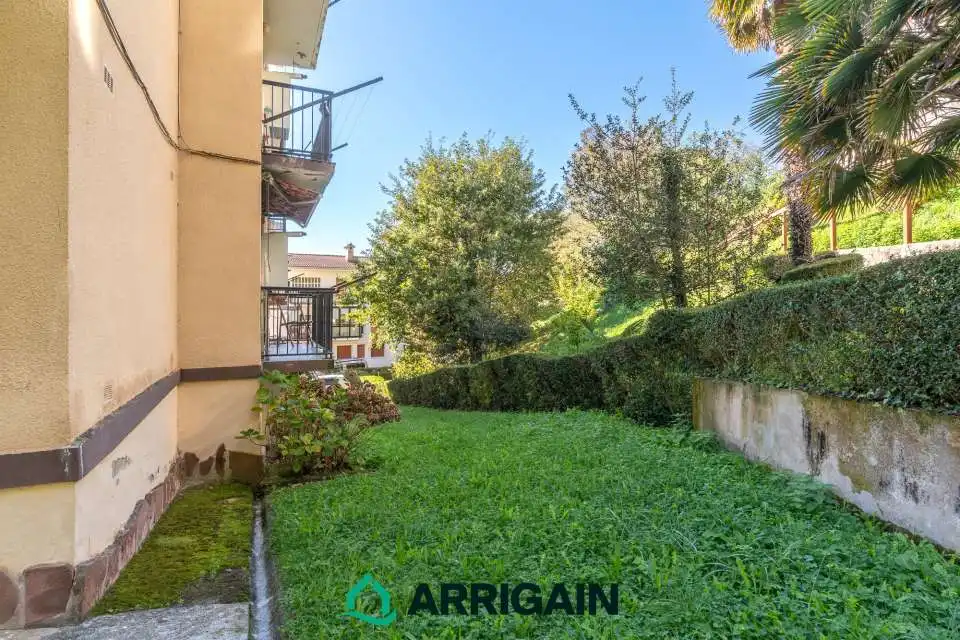 Garten von Wohnung zum Verkauf in Donostia - San Sebastián  mit Heizung, Privatgarten und Balkon
