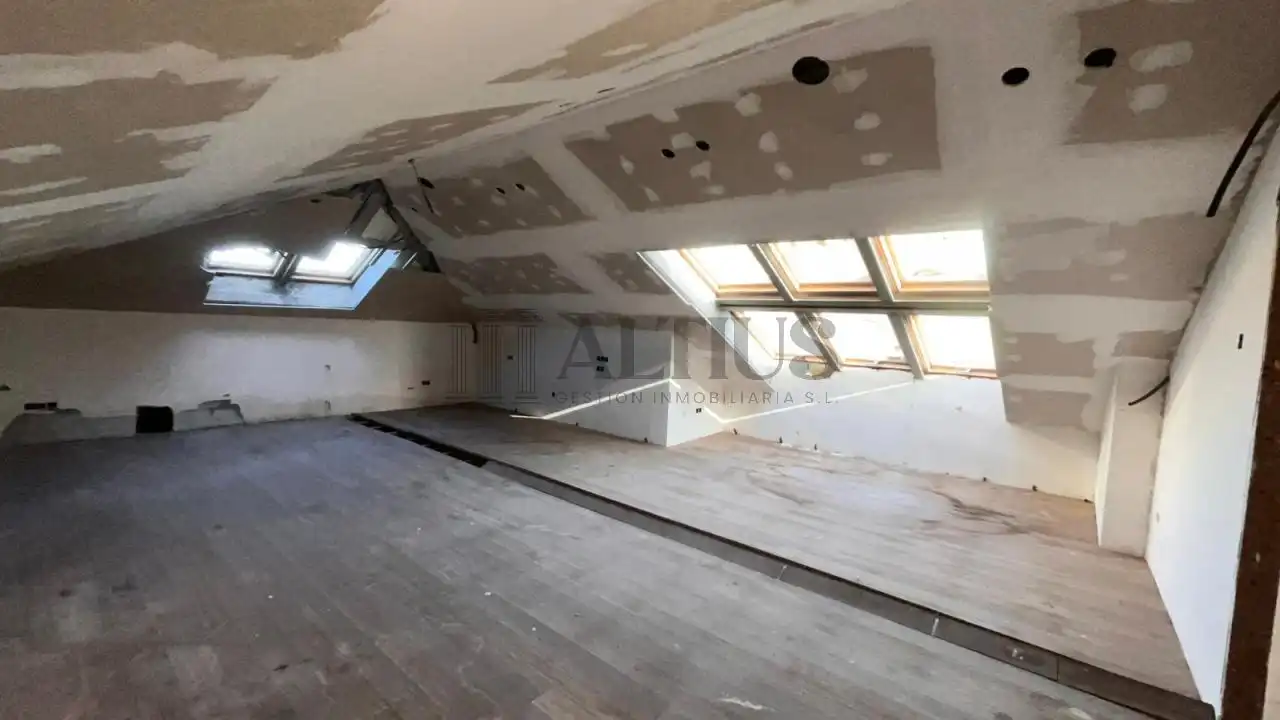 Villa con piscina in vendita a CATRO CAMIÑOS, imagen 42