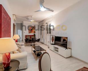 Living room of Flat to rent in  Madrid Capital  with Air Conditioner, Heating and Terrace