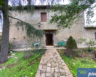 Jardí de Casa o xalet en venda en Torremormojón amb Terrassa i Balcó