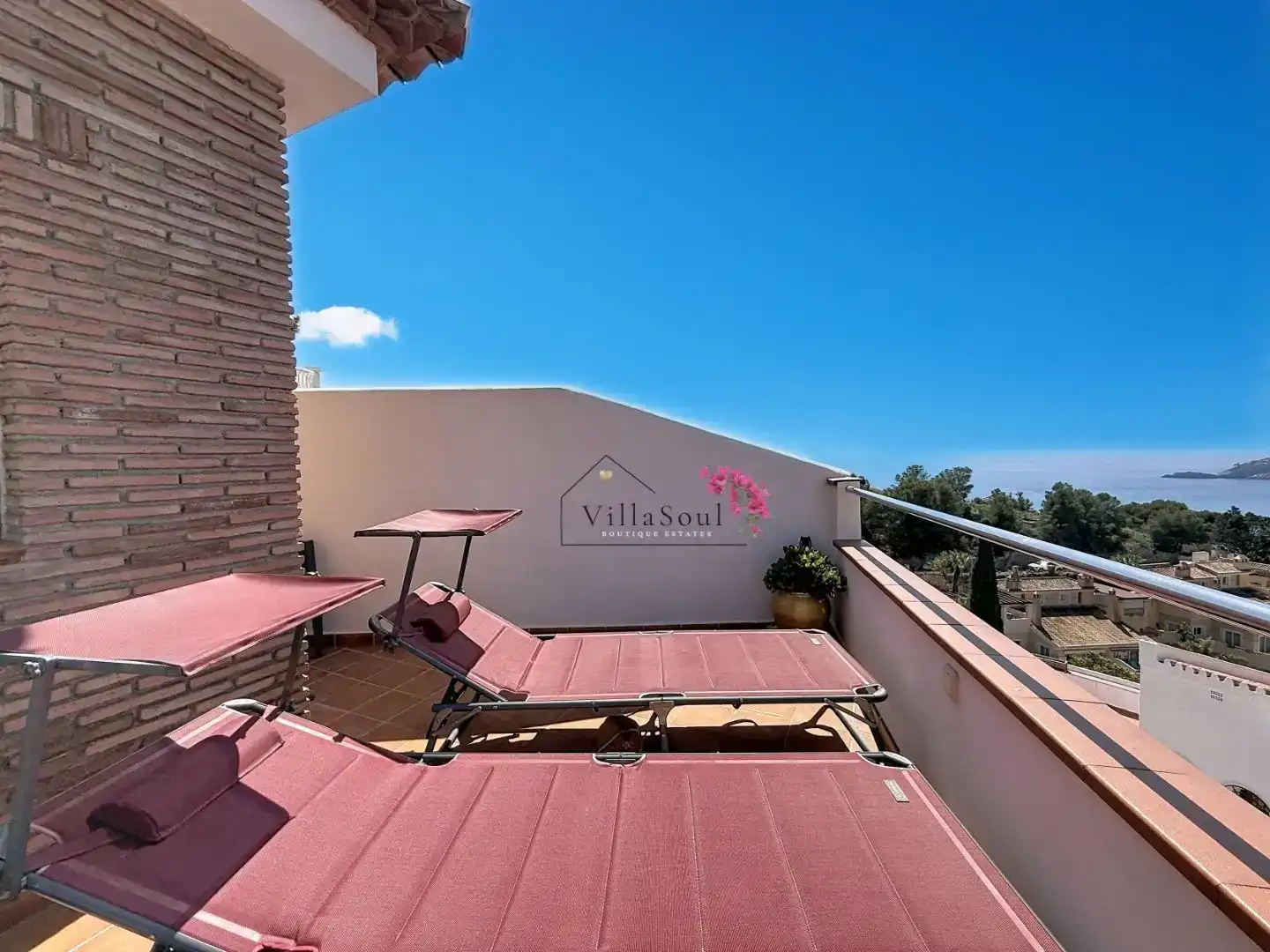 Terrassa de Casa o xalet en venda en Almuñécar amb Aire condicionat, Piscina i Balcó