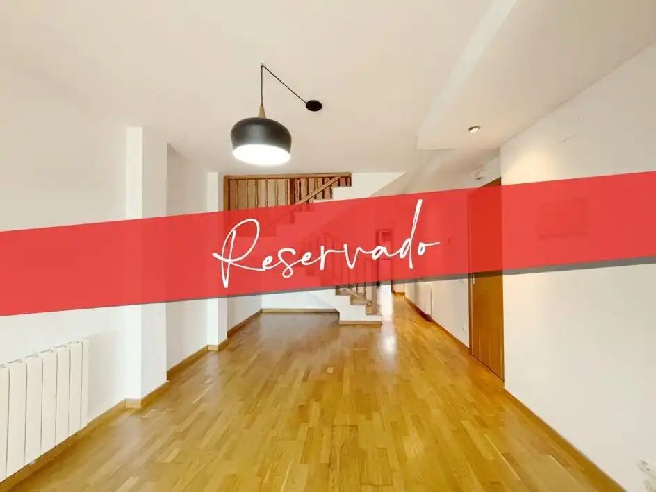Ático en venta en Begues con Calefacción, Parquet y Balcón