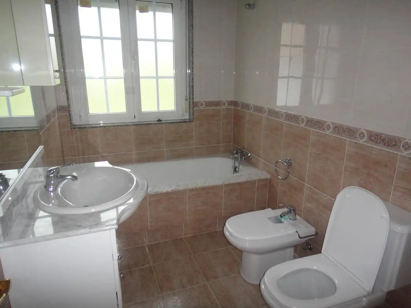 Bathroom of Houses for rent in Brión, A Coruña