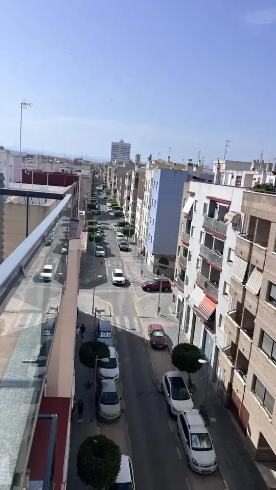 Vista exterior de Apartament en venda en Benicarló amb Aire condicionat, Terrassa i Moblat