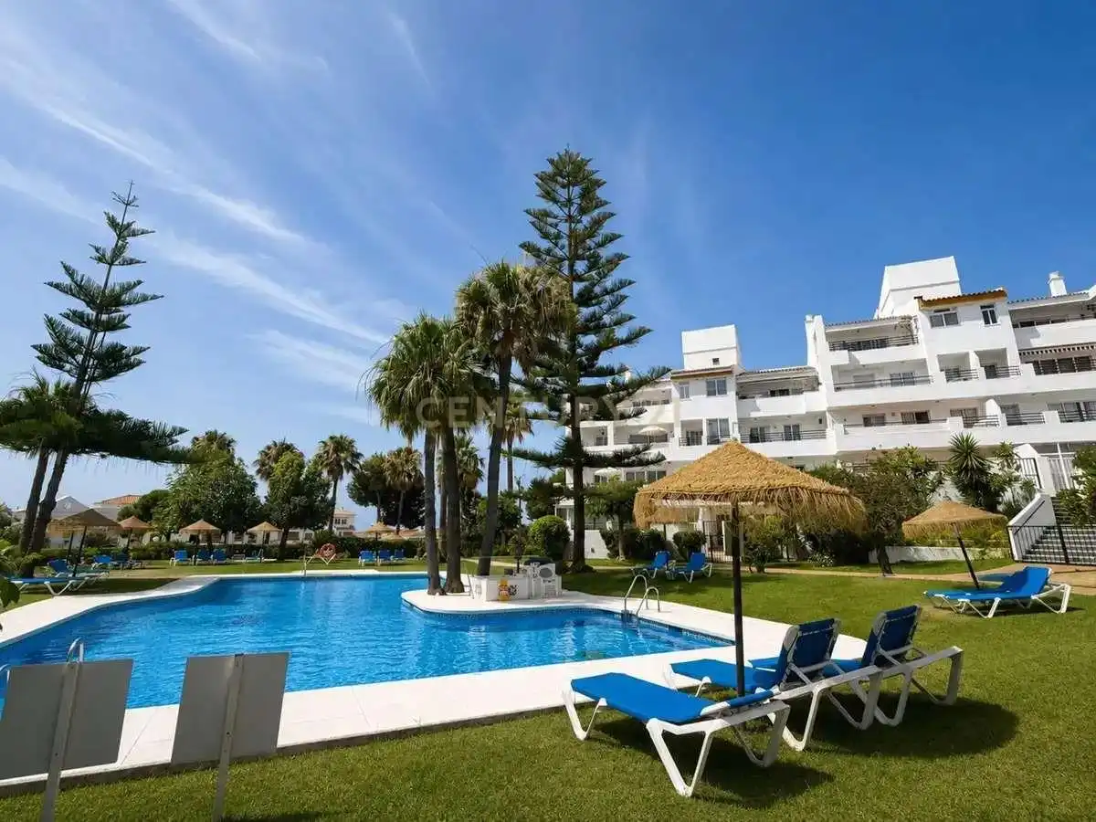 Jardí de Casa adosada en venda en Mijas amb Aire condicionat, Jardí privat i Piscina