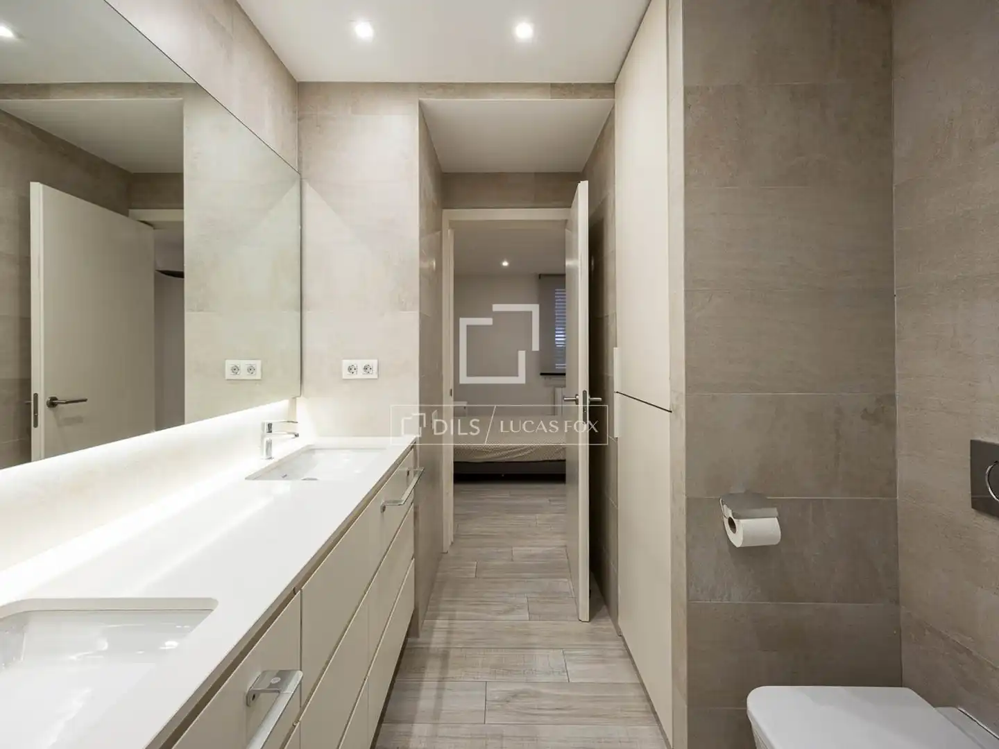 Baño de Piso en venta en Barcelona con Aire acondicionado