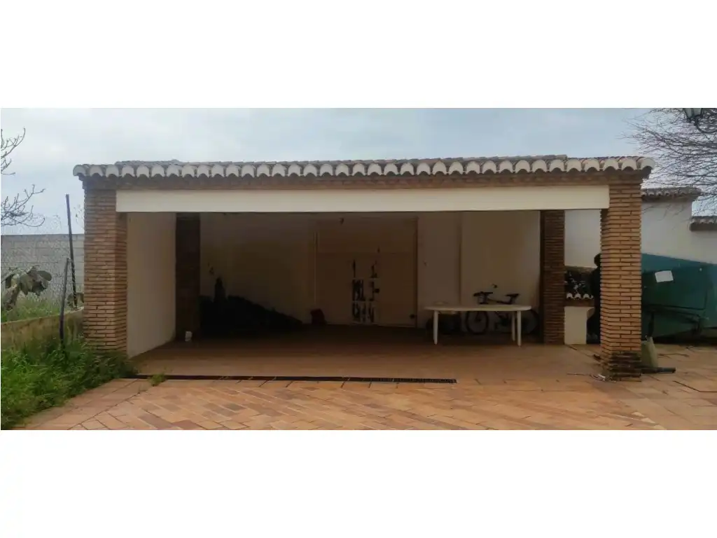 Vista exterior de Casa o xalet en venda en Las Gabias