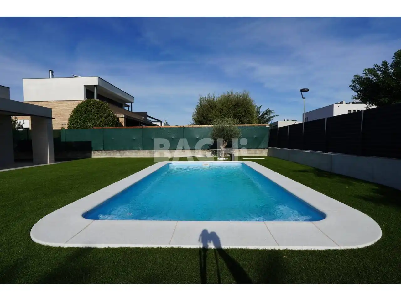Casa con jardín en venta en Calle til·ler, imagen 4
