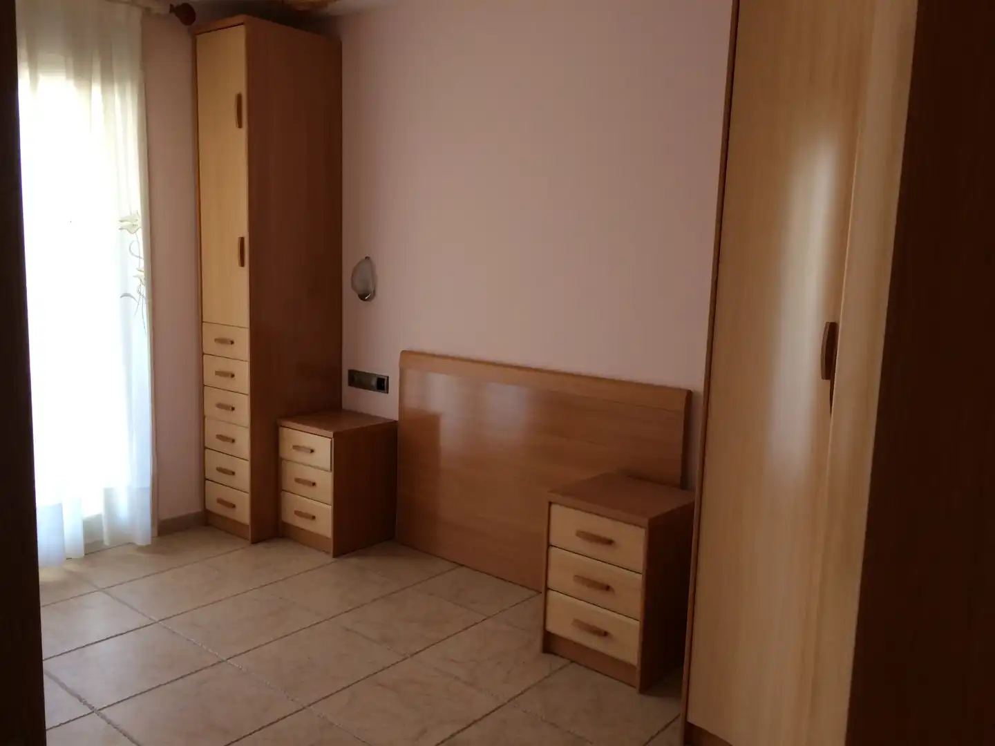 Habitación de Casa adosada en venta en Tavernes de la Valldigna con Aire acondicionado, Calefacción y Terraza