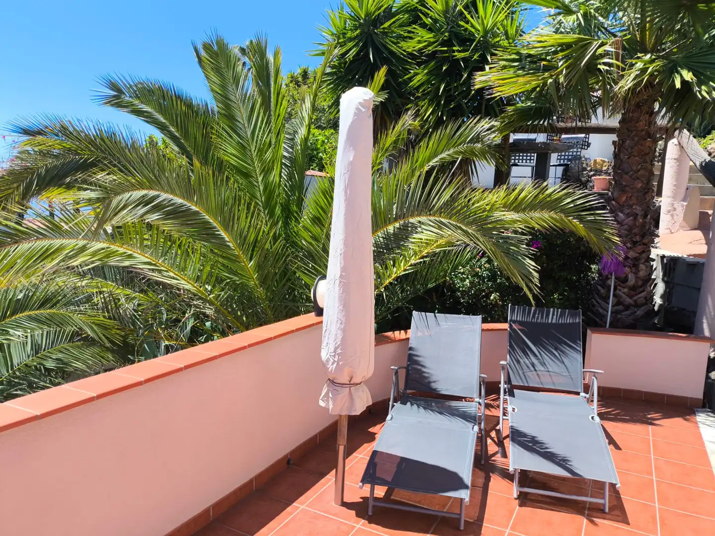 Terrassa de Casa o xalet en venda en El Paso amb Aire condicionat, Calefacció i Jardí privat