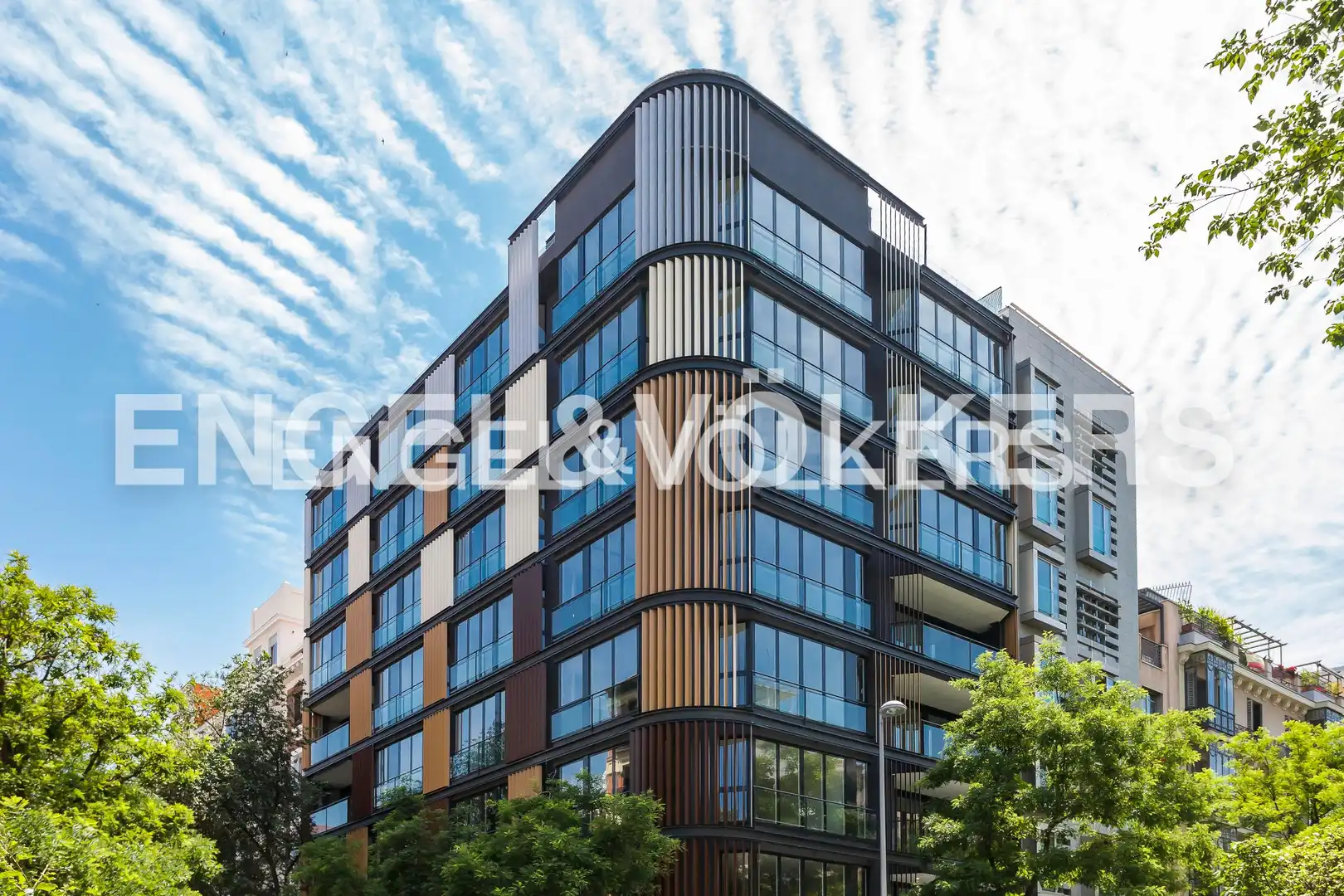 Vista exterior de Piso de alquiler en Madrid con Aire acondicionado, Calefacción y Trastero