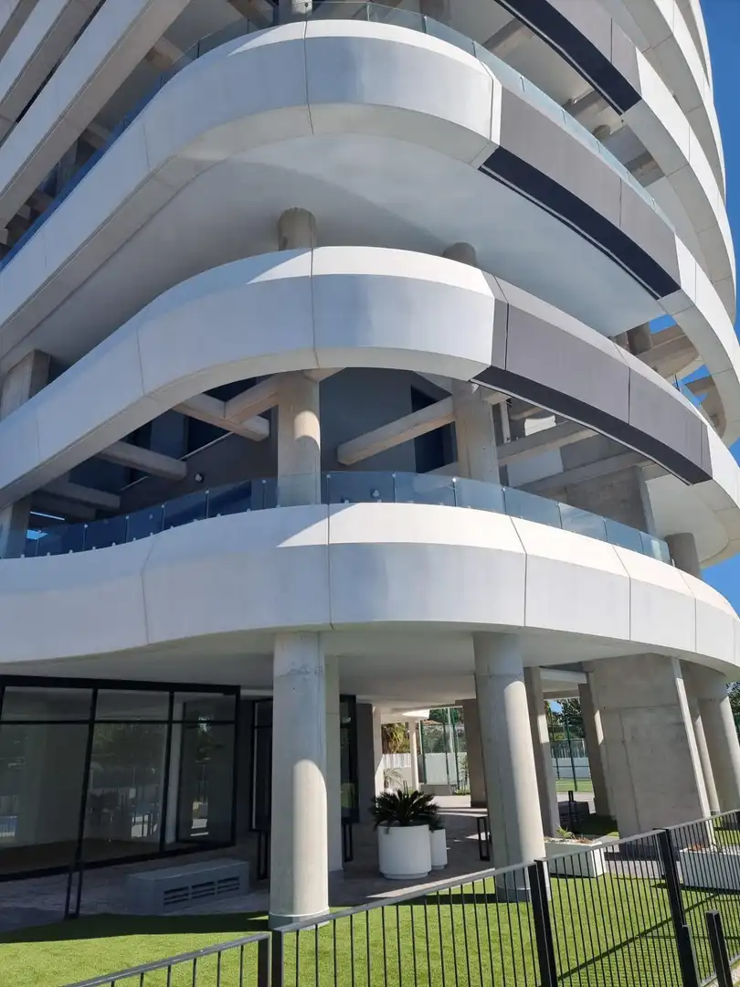 Apartamento con piscina en venta en Marisol Park - Ortembach - Los Almendros, imagen 2