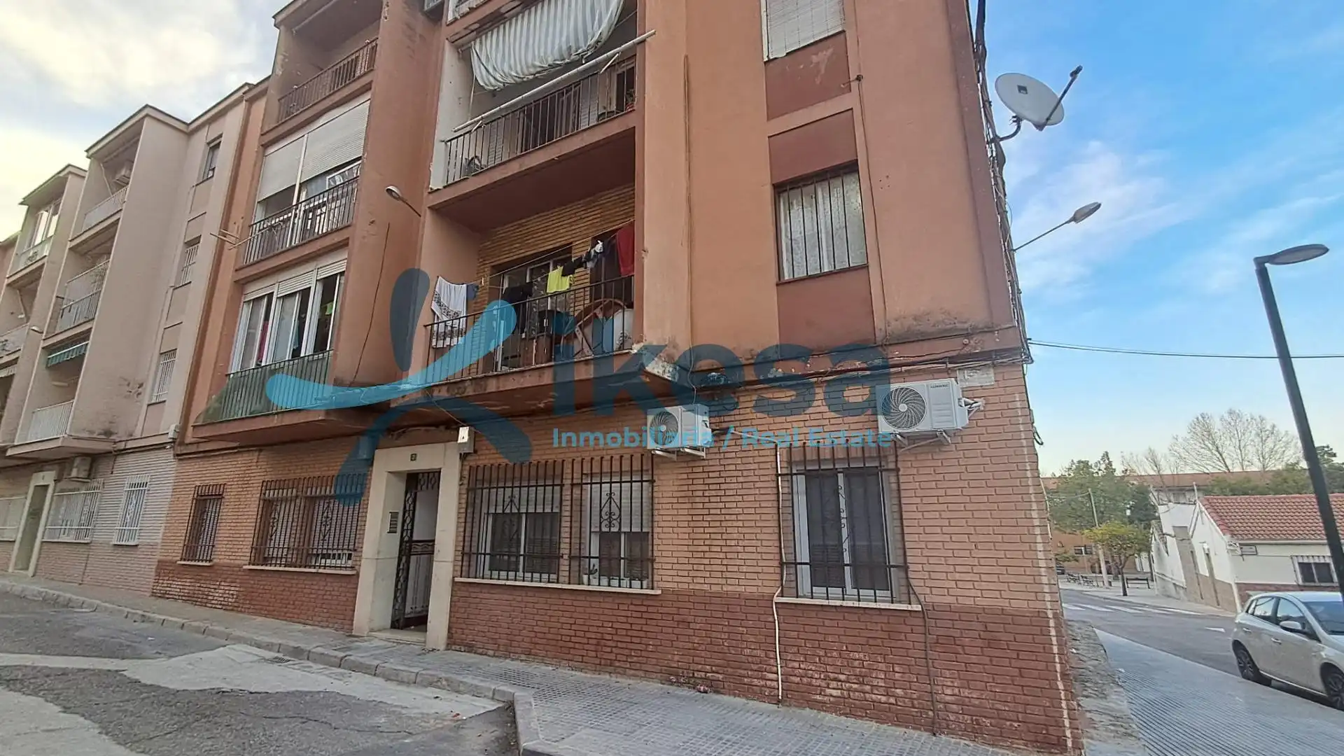 Vista exterior de Piso en venta en Lucena