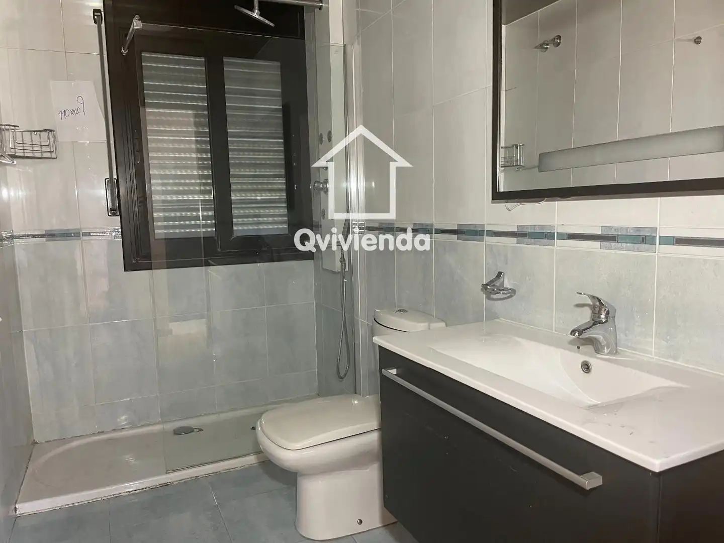 Baño de Casa adosada en venta en Montmeló con Calefacción