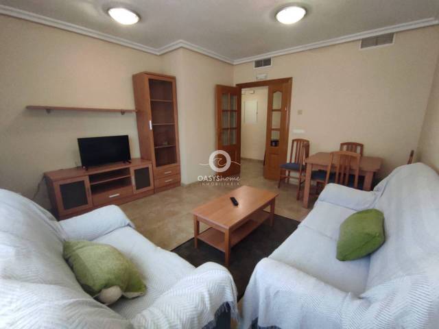 Piso en Alquiler en Calle TRECE DE SEPTIEMBRE, 1 en Los Barreros - Cuatro Santos