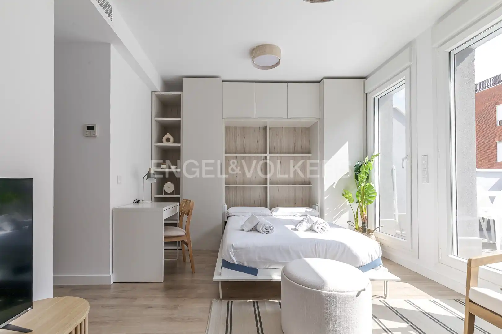 Schlafzimmer von Wohnungen zur Miete in Madrid mit Klimaanlage, Heizung und Terrasse
