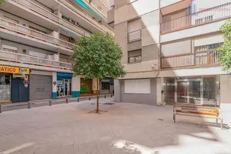 Piso con ascensor en venta en CIBELES 4