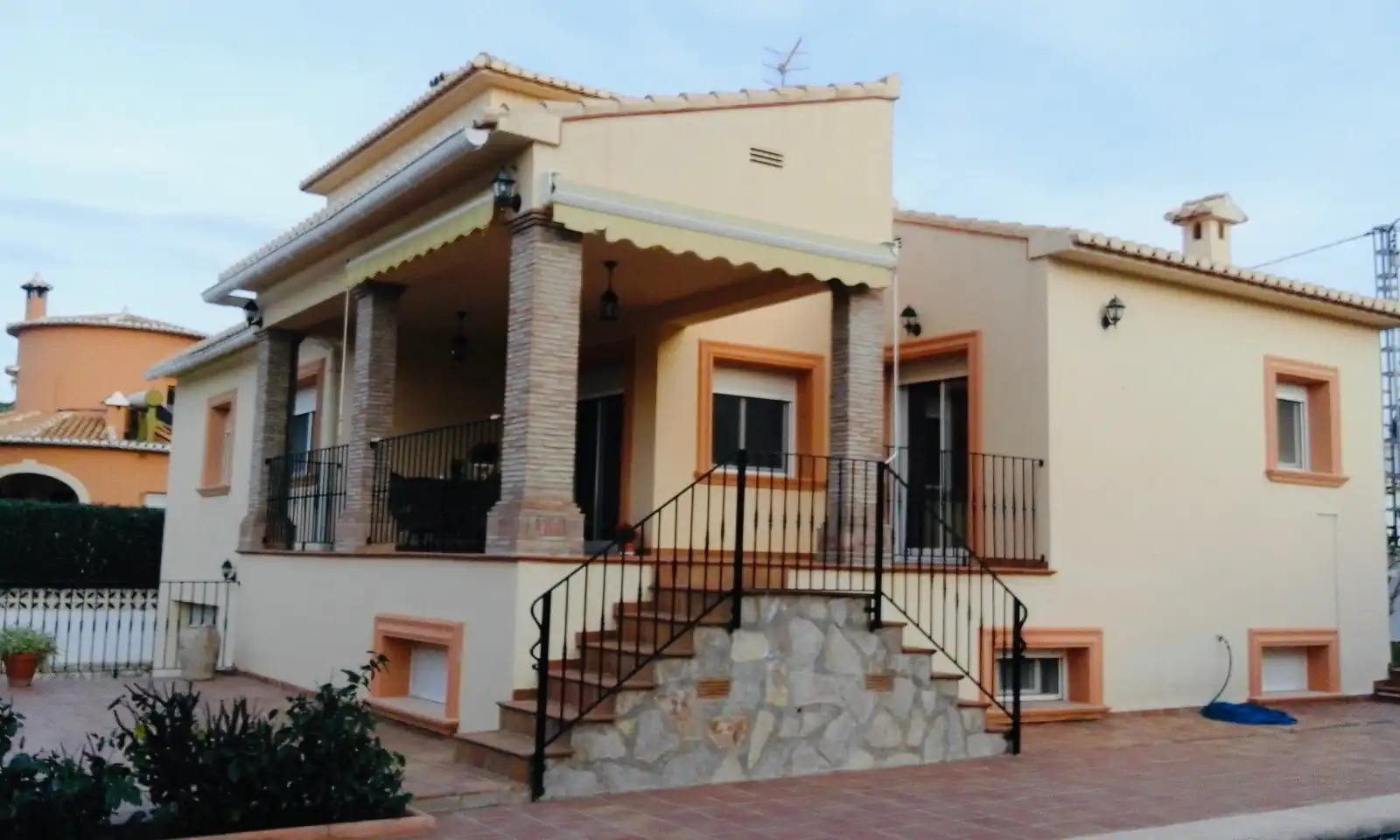 Villa avec terrasse à vendre à El Montgó