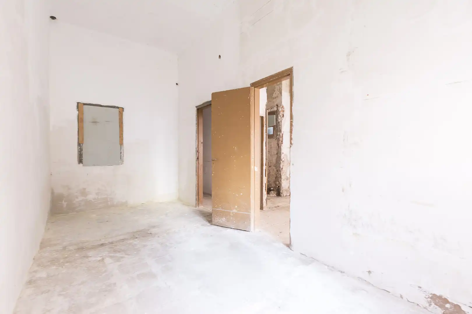 Wohnungen zum Verkauf in Barcelona mit Heizung, Privatgarten und Terrasse