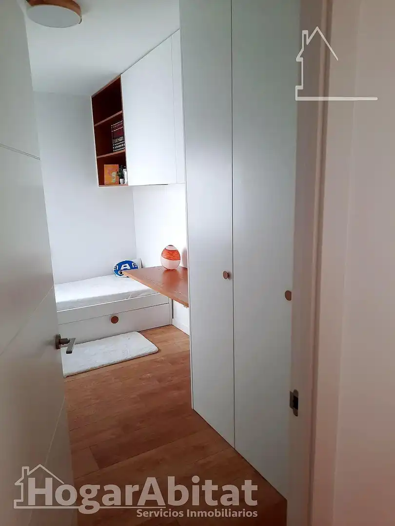 Bedroom of Flat for sale in Albal  with Air Conditioner, Parquet flooring and Balcony