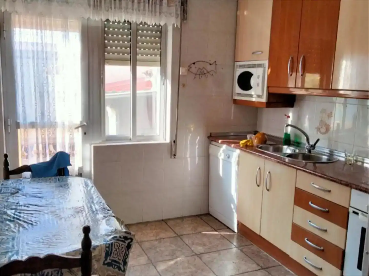 Cuina de Pis en venda en Serrada amb Jardí privat i Traster