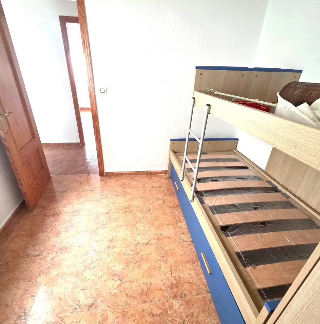 Habitación de Piso en venta en Carboneras con Amueblado