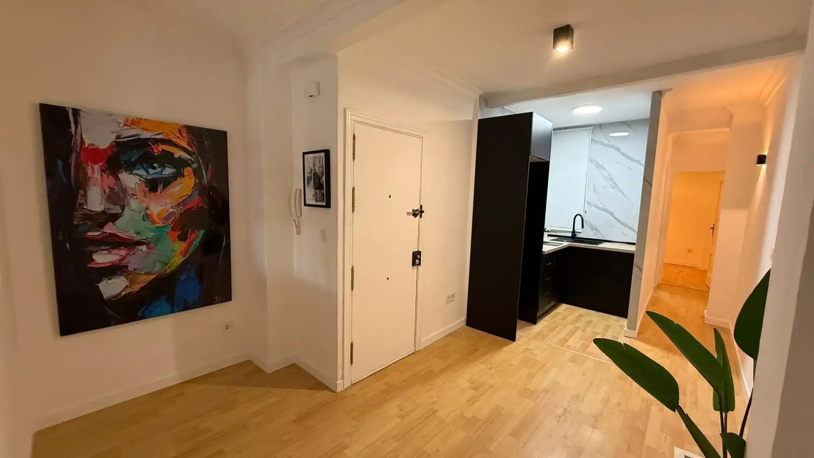 Flat for sale in  Sevilla Capital  with Air Conditioner, Parquet flooring and Terrace