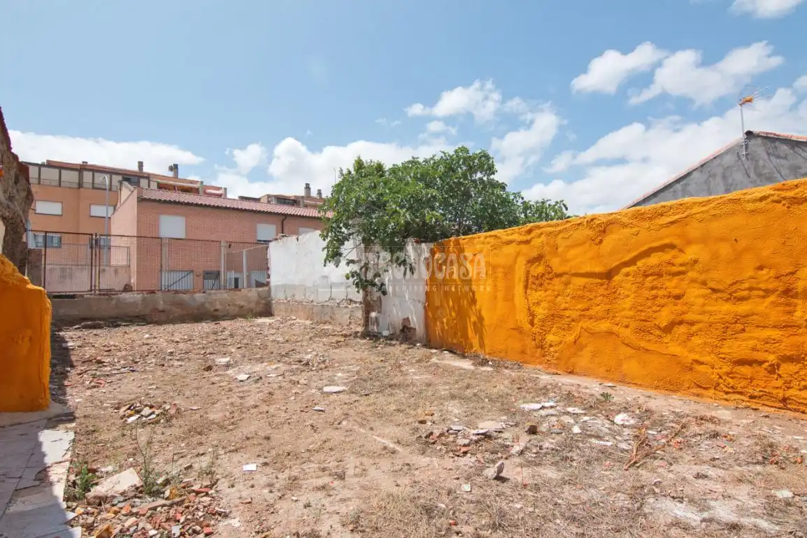 Terreny residencial en venda a C. Carolina Coronado, imagen 4
