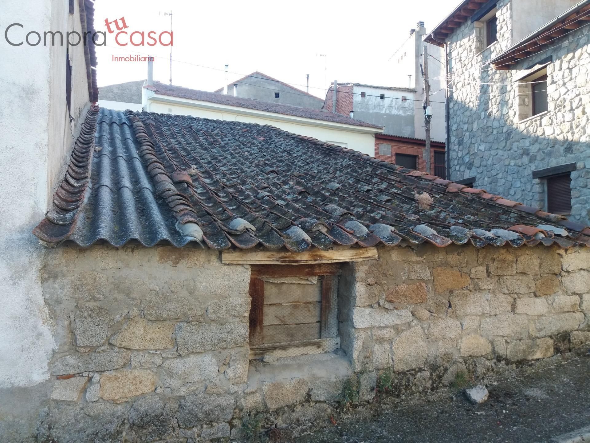 Exterior view of Country house for sale in Zarzuela del Monte  with Storage room